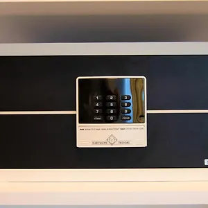 Amplidi Otel